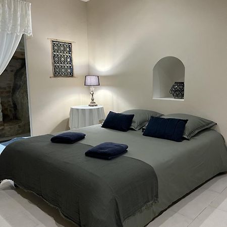 Le Logis D'Hortense Vic-le-Comte Dış mekan fotoğraf